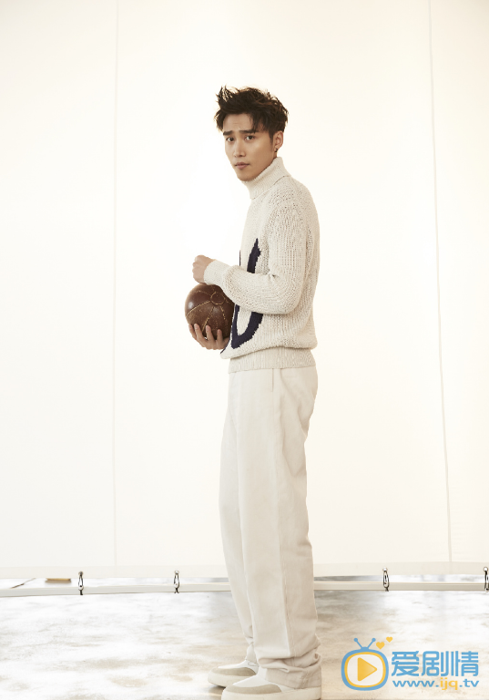 岳小優個人資料簡介 岳小優演藝經歷 岳小優寫真