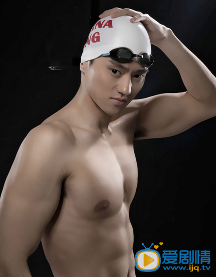 寧澤濤游泳寫真照
