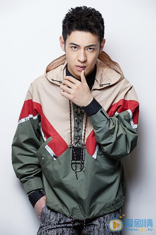 張奕聰個人資料簡介 張奕聰個人經歷家庭背景介紹 張奕聰寫真圖片照