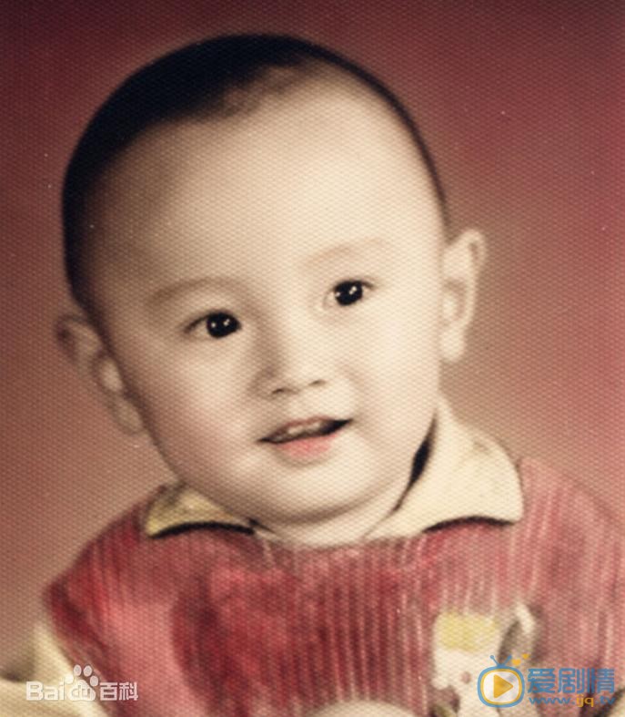 薛飛個人資料簡介 薛飛家庭背景 薛飛童年照