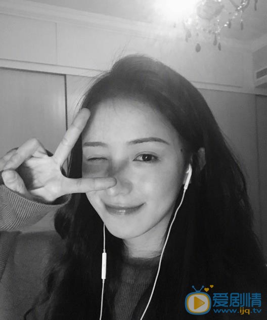 周二珂個人資料簡介 周二珂生活照