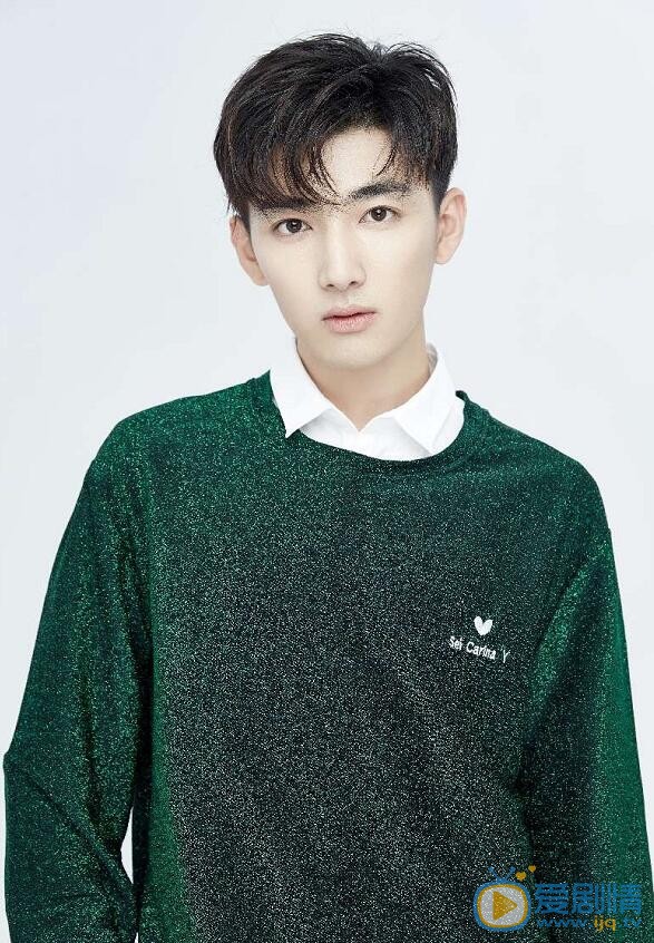 劉昱晗個人資料簡介 劉昱晗個人經歷及家庭背景介紹  劉昱晗寫真圖片照