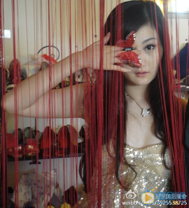 極光之戀中汪涵月是誰演的？汪涵月扮演者王千赫個人資料、寫真及生活照欣賞