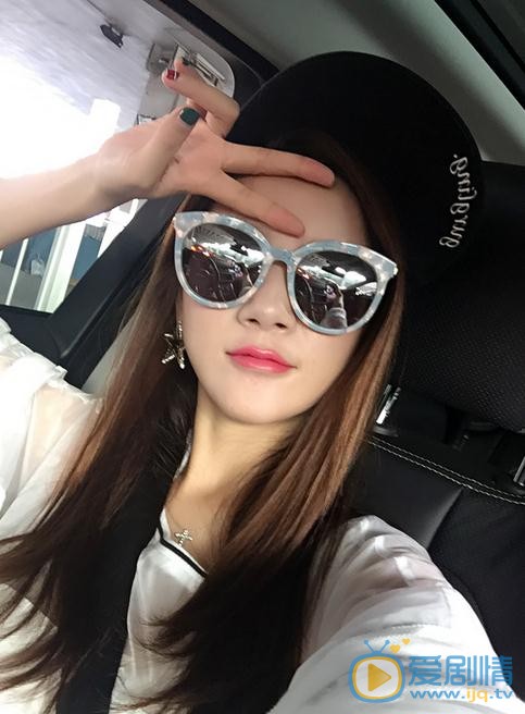 親愛的她們許佳雯是誰演的？許佳雯扮演者徐立個人資料、寫真及生活照欣賞