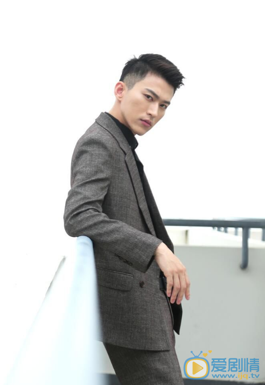 李俊鋒個人資料簡介 李俊鋒演藝經歷 李俊鋒《我與光的距離II》劇照