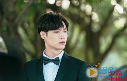 求婚大作戰曝鹽甜版海報 張藝興演繹兩種不同氣場