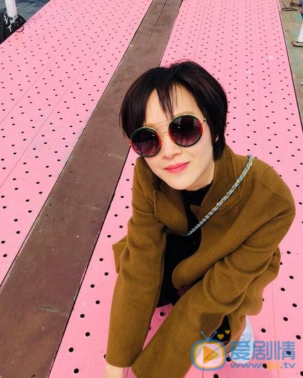 天乩之白蛇傳說冷凝是誰扮演的？冷凝扮演者何杜娟個人資料、寫真及生活照欣賞