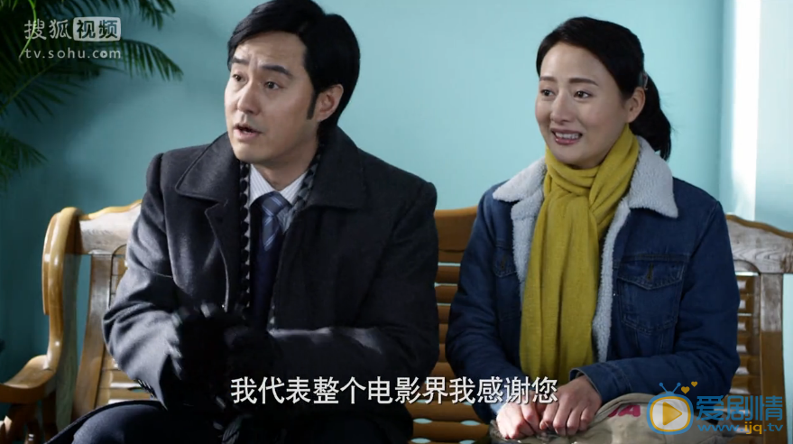 一馬換三羊鞏大為是如何幫助伊娜的？鞏大為怎樣勸說牛站長協助他們的？