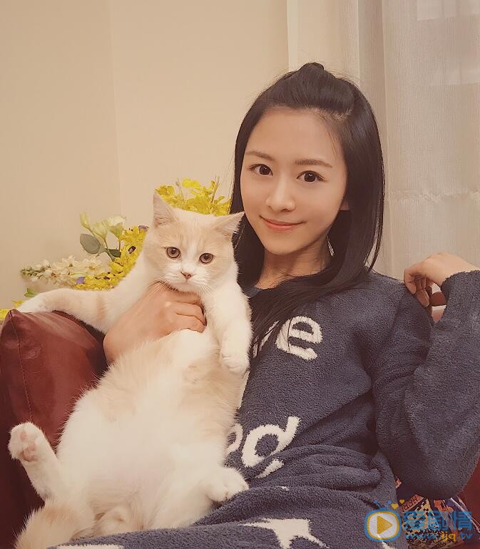  盲約郝悠悠是誰演的？郝悠悠扮演者楊安琪個人資料及生活寫真照欣賞