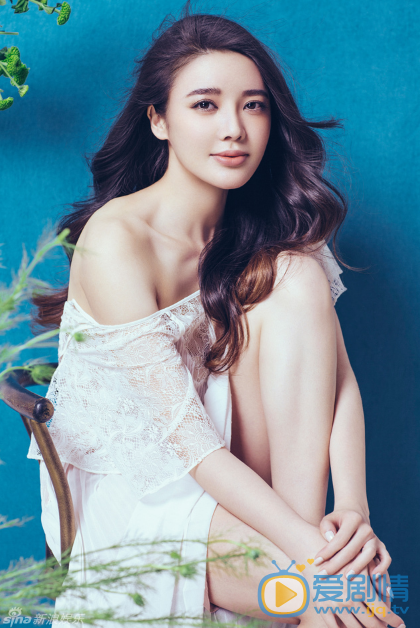  一粒紅塵林薇薇是誰演的？林薇薇扮演者張璇個人資料及生活寫真照欣賞