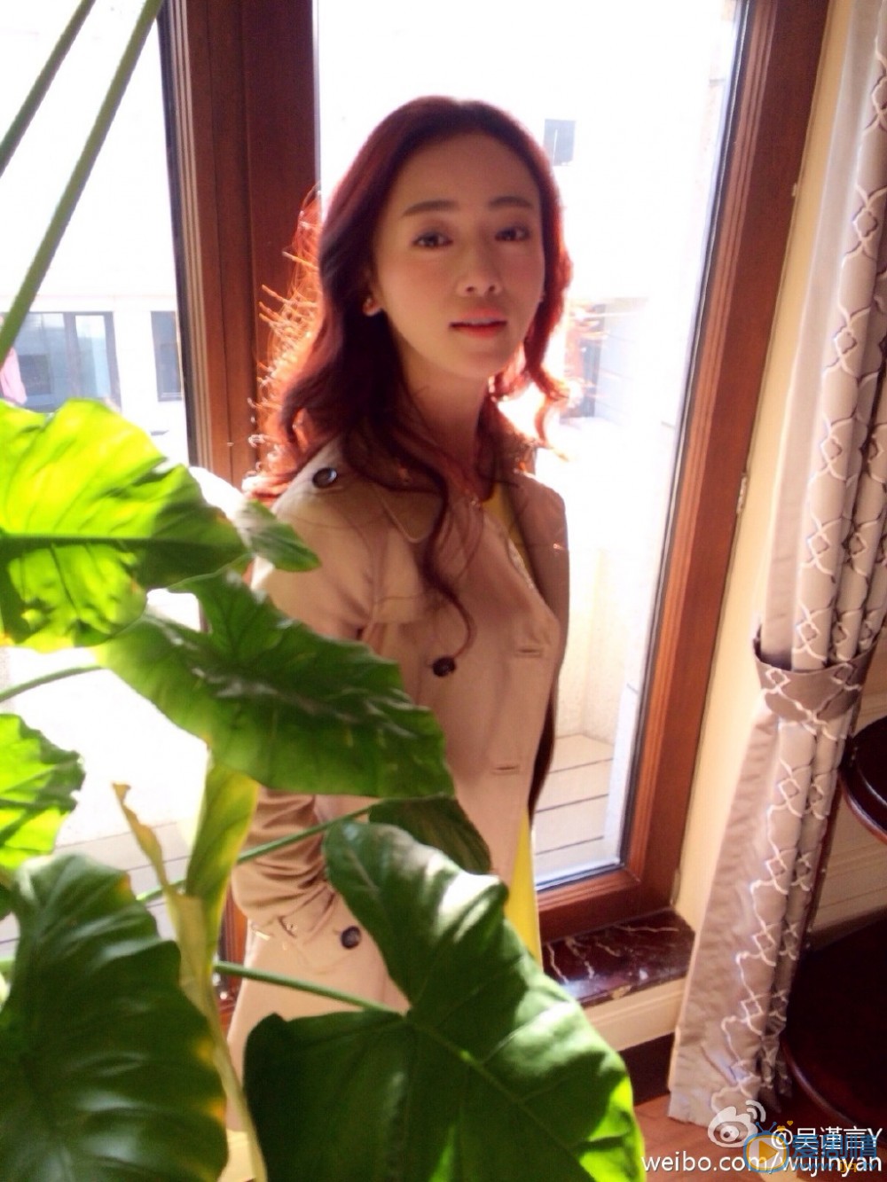 守護麗人朱琦琦扮演者吳謹言寫真生活照欣賞