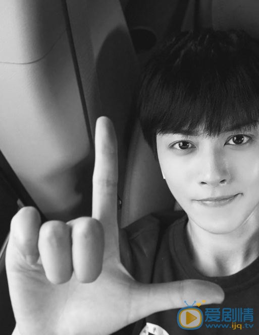 小女花不棄莫若菲是誰扮演的？莫若菲扮演者刑恩個人資料、寫真及生活照欣賞