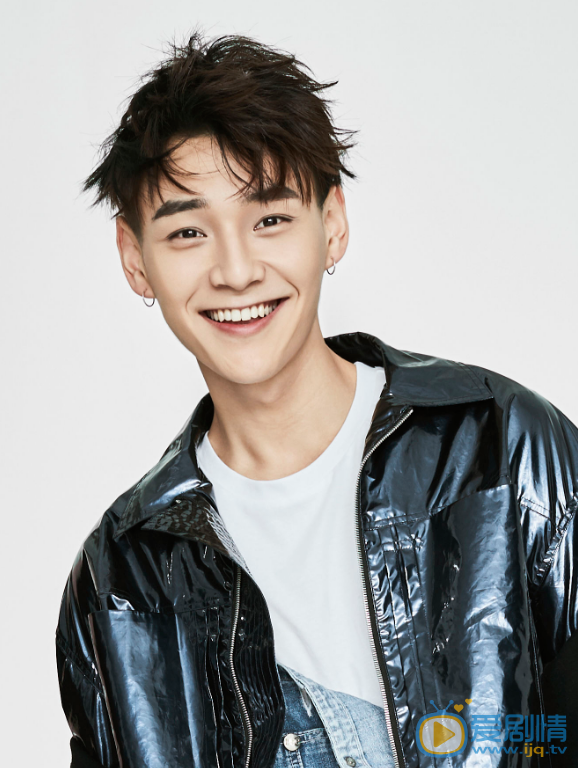 郭耘奇早年經歷 郭耘奇個人資料簡介 郭耘奇陽光帥氣圖片