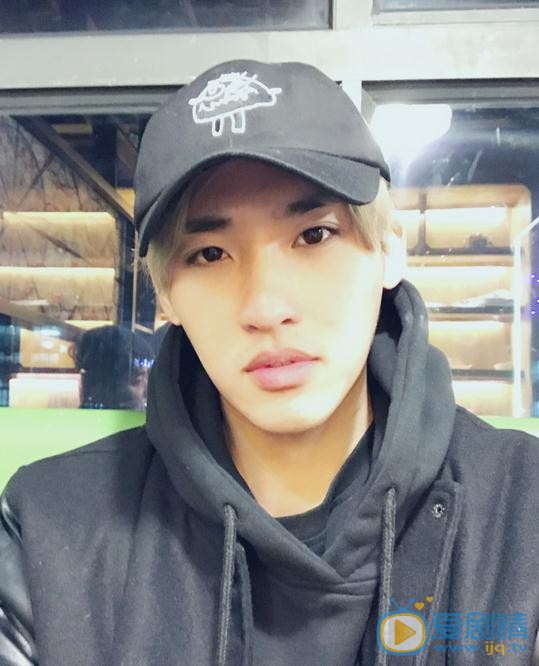 醉玲瓏元溟是誰演的？醉玲瓏元溟扮演者張赫個人資料、寫真及生活照欣賞