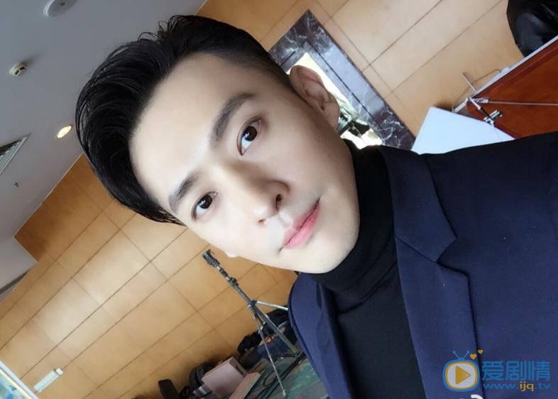 特勤精英曹猛扮演者吳弘照片