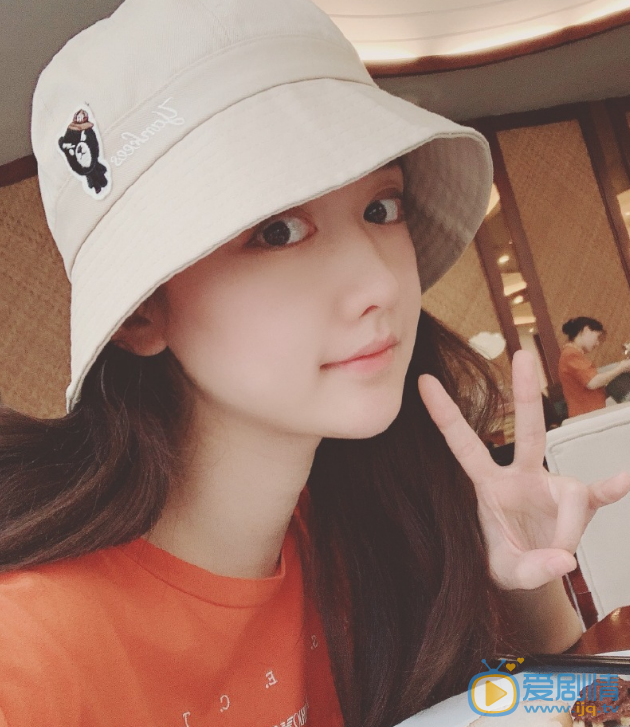 毛娜個人資料簡介 毛娜演藝經歷 毛娜生活照