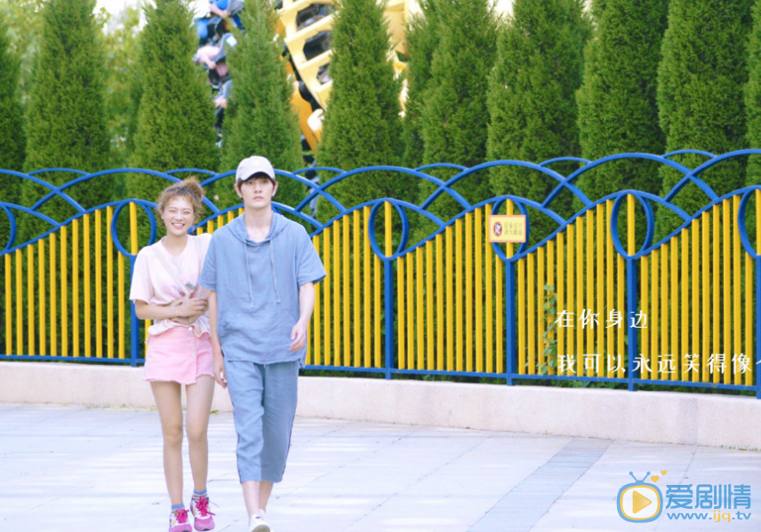 我的鄰居睡不著席頌的扮演者是誰？席頌的結局是什麼？