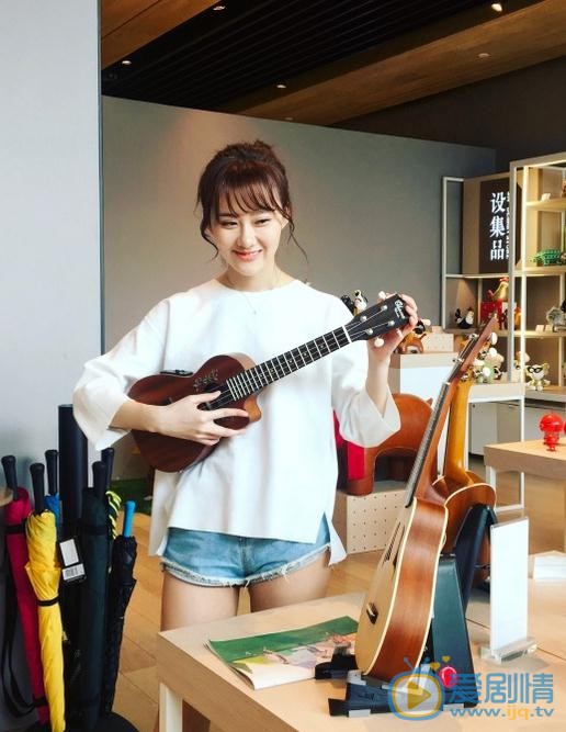 楚喬傳錦燭是誰扮演的？楚喬傳錦燭扮演者曹曦月個人資料寫真及生活照欣賞