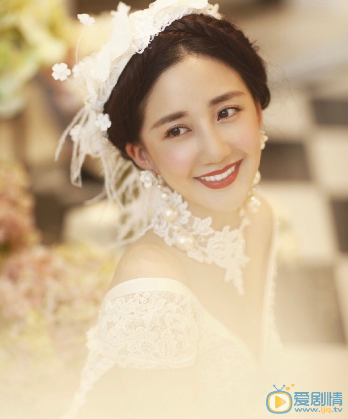 新倚天屠龍記殷素素是誰飾演的？殷素素飾演者陳欣予個人資料、寫真及生活照欣賞