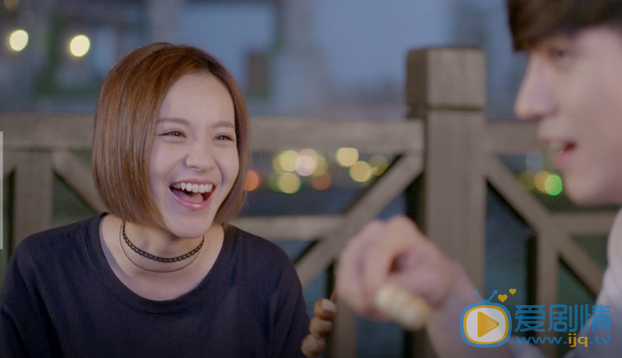 繁星四月傅夏和閔四月是什麼關係？傅夏喜歡閔四月嗎？