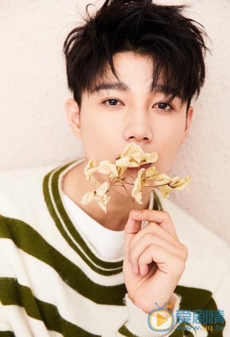 青春警事汪子成是誰演的？汪子成扮演者楊廷東個人資料、寫真及生活照欣賞