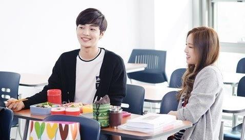 金珉載《第二次二十歲》劇照 金珉載個人資料