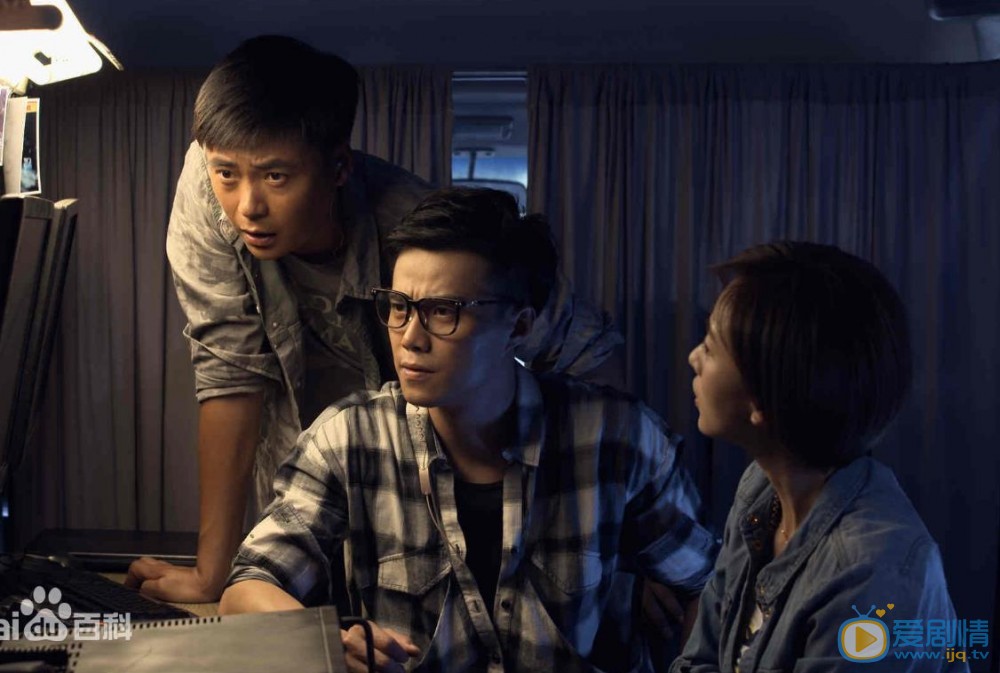 守衛者浮出水面劇照