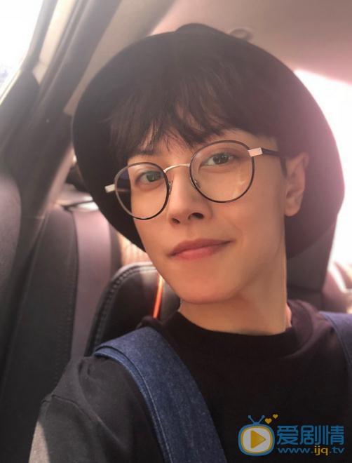 小女花不棄莫若菲是誰扮演的？莫若菲扮演者刑恩個人資料、寫真及生活照欣賞