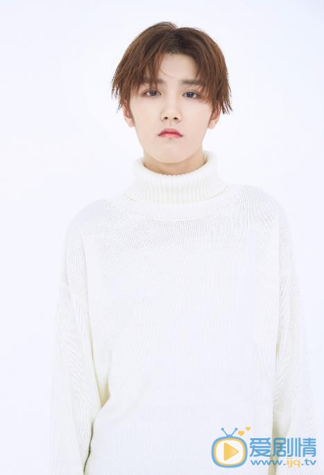 靈超個人資料簡介 靈超家庭背景及個人經歷