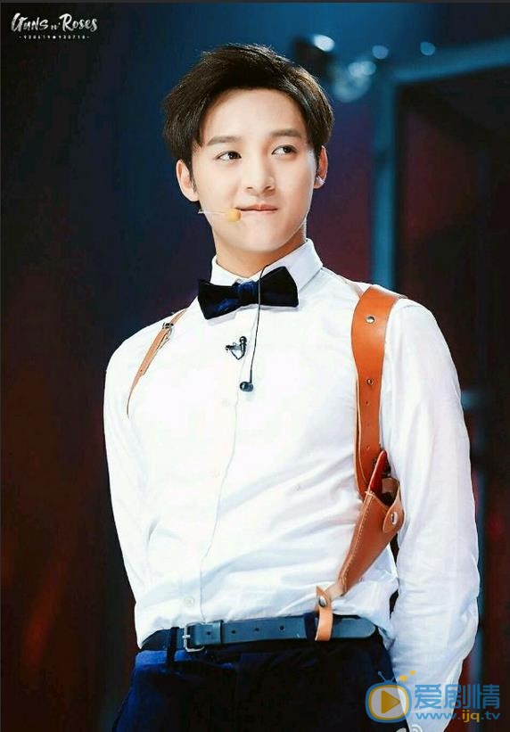 伍嘉成個人資料簡介 伍嘉成家庭背景