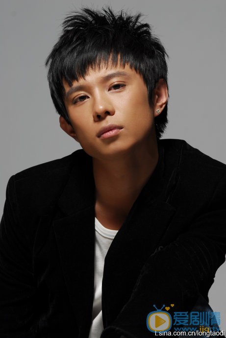 職場是個技術活張遠扮演者楊彤寫真生活照