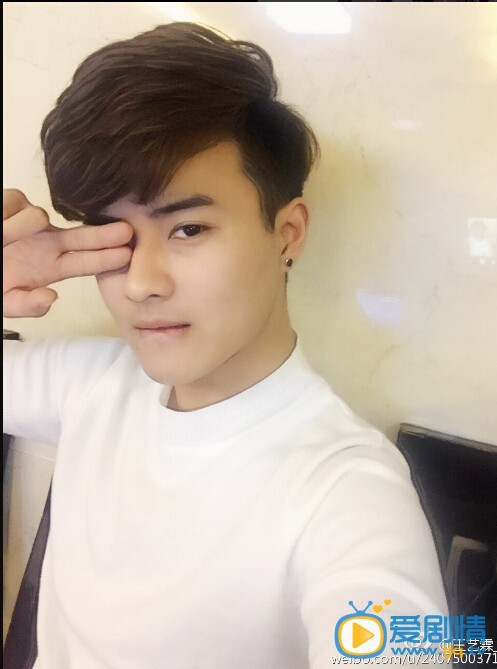 王藝霖個人資料介紹簡介王藝霖生活照