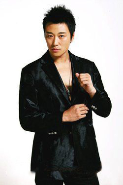 劉冠成個人資料簡介 劉冠成演藝經歷 劉冠成寫真圖片