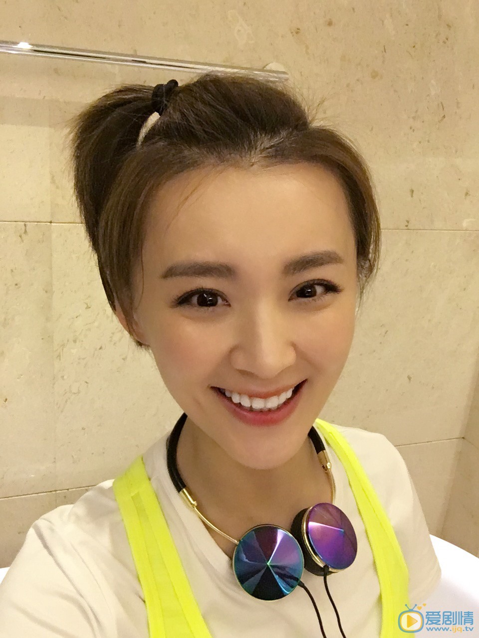 談判官夏杉杉是誰扮演的？談判官夏杉杉扮演者毛林林個人資料、生活照提前看