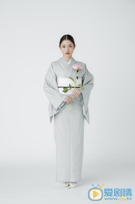 石原里美個人資料簡介 石原里美演藝經歷