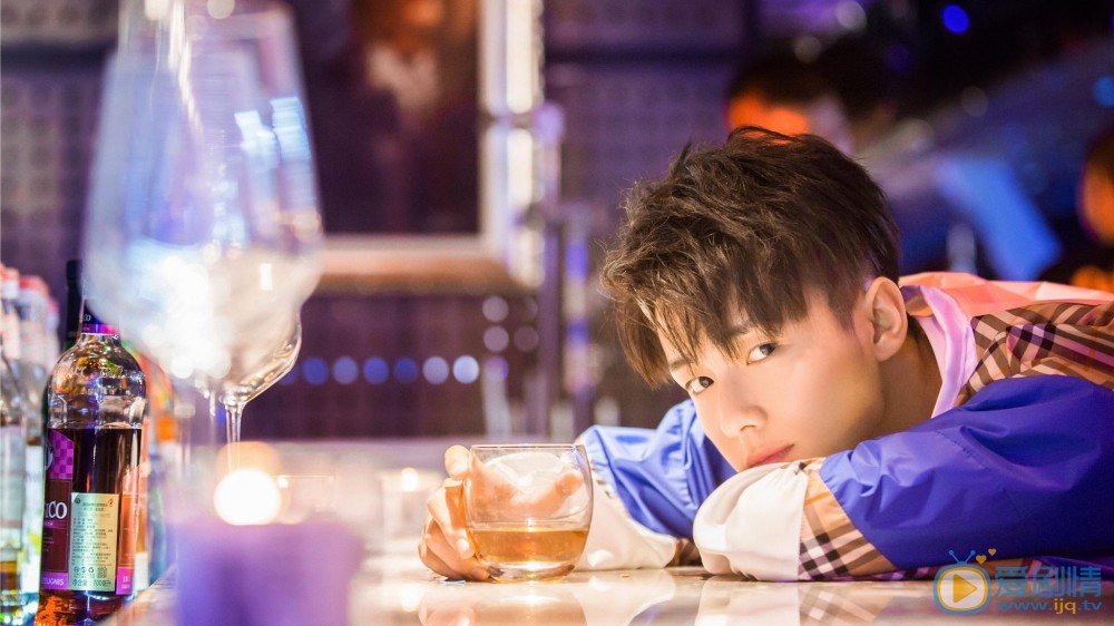 世界欠我一個初戀何遇的結局怎樣？他是由誰飾演的？