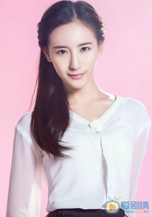 謝聞軒個人資料簡介 謝聞軒個人經歷及家庭背景介紹 謝聞軒寫真生活照