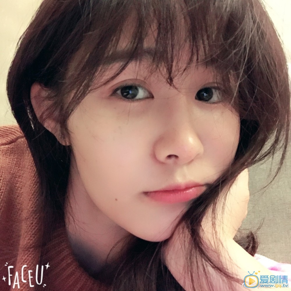 思美人昭碧霞扮演者梁田寫真生活照欣賞