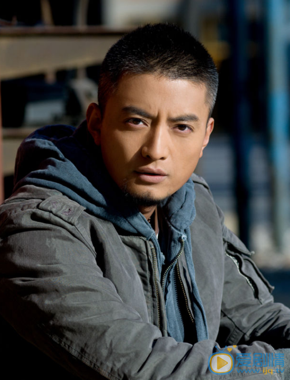 邵桐個人資料簡介 邵桐早年經歷 邵桐寫真圖片