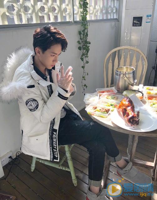 鳳囚凰劉子業是誰演的？鳳囚凰劉子業扮演者張逸傑個人資料、寫真及生活照欣賞