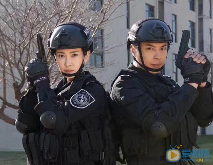 警花與警犬之再上征程顧依依是誰演的？顧依依扮演者李晨熙個人資料、寫真及生活照欣賞