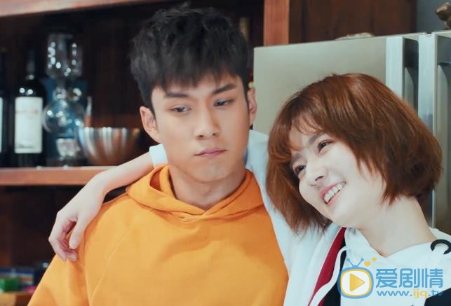 極速青春中的插曲都有那些？插曲分別是什麼？插曲分別是誰演唱的？