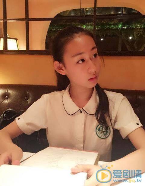 平凡歲月李小雅是誰演的？平凡歲月李小雅扮演者吳雨珏個人資料及寫真生活照欣賞