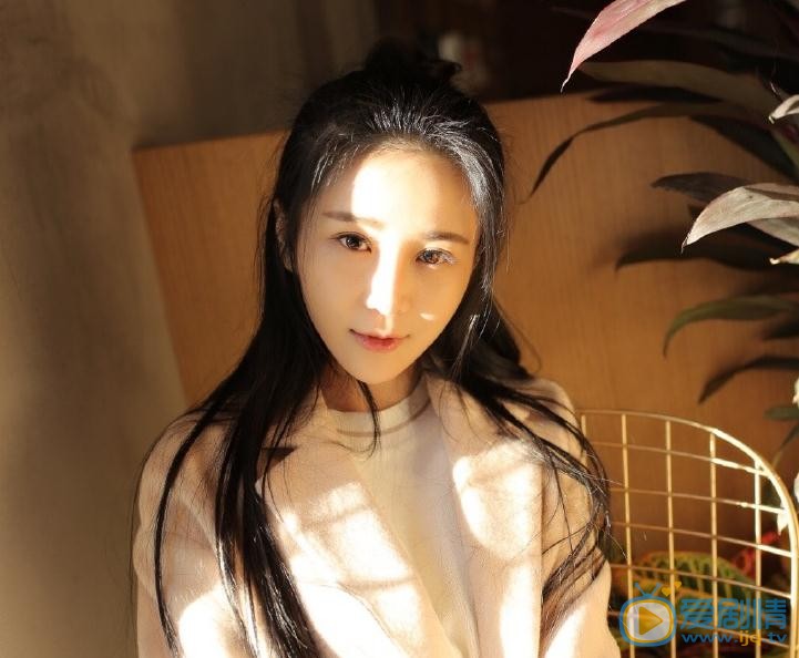 秦杉個人資料簡介 秦杉寫真