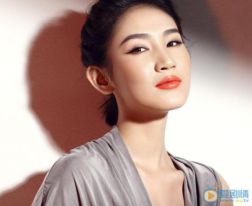 思美人羋八子扮演者黃曉婉寫真生活照欣賞