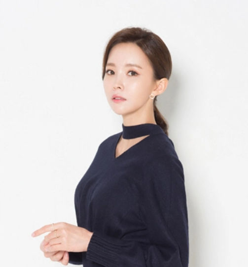 尹周熙  演藝經歷  寫真照