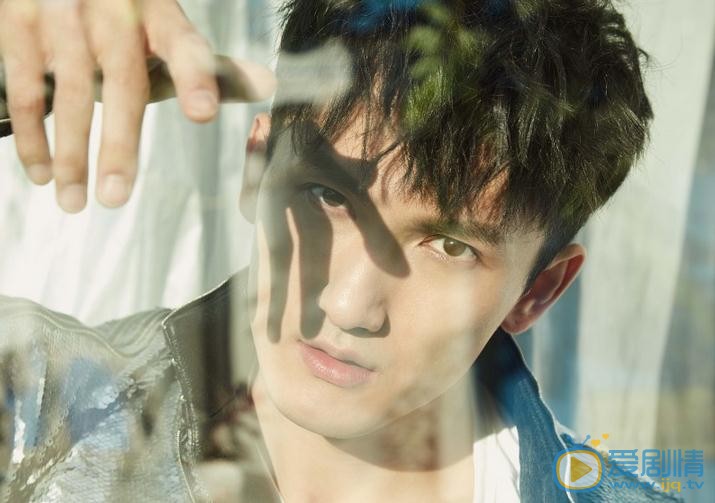 一千零一夜呂大衛是誰演的?呂大衛扮演者張峻鳴個人資料、寫真及生活照欣賞