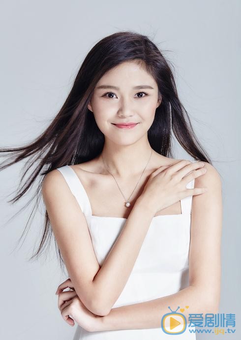 岳以恩個人資料簡介 岳以恩寫真