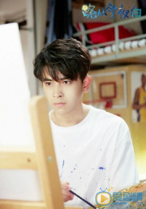 路從今夜白是根據小說改編的嗎？路從今夜白是根據哪部小說改編的？