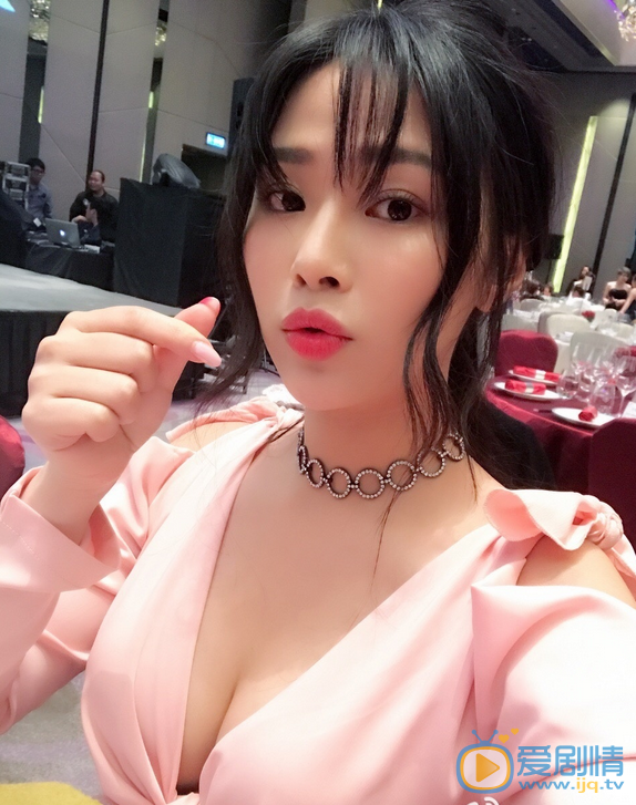 繁星四月李姐是誰演的?李姐扮演者蔚雨芯個人資料及生活私照欣賞